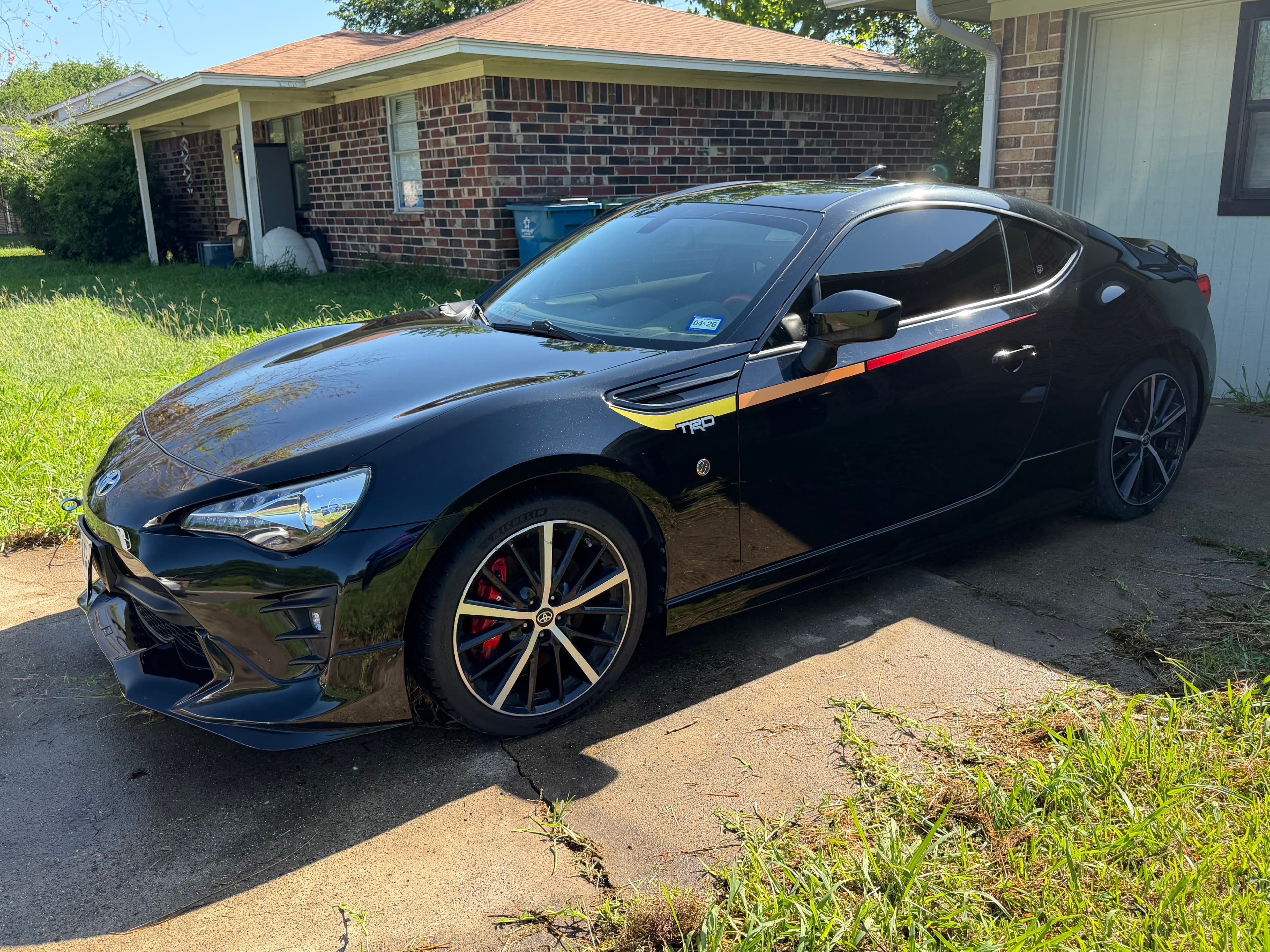 After β Toyota 86 freshly detailed